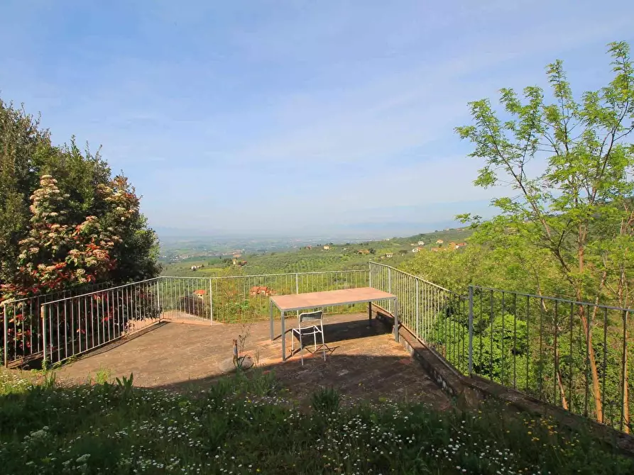 Immagine 27 di Casa colonica in vendita  a Vinci