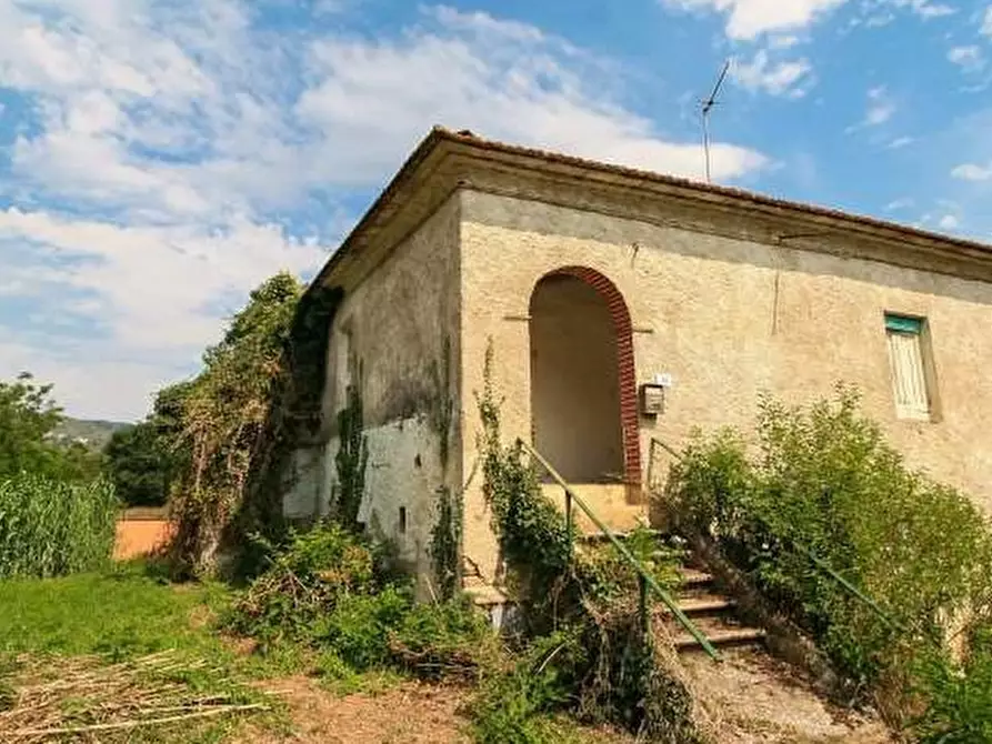 Immagine 1 di Rustico / casale in vendita  a Vinci