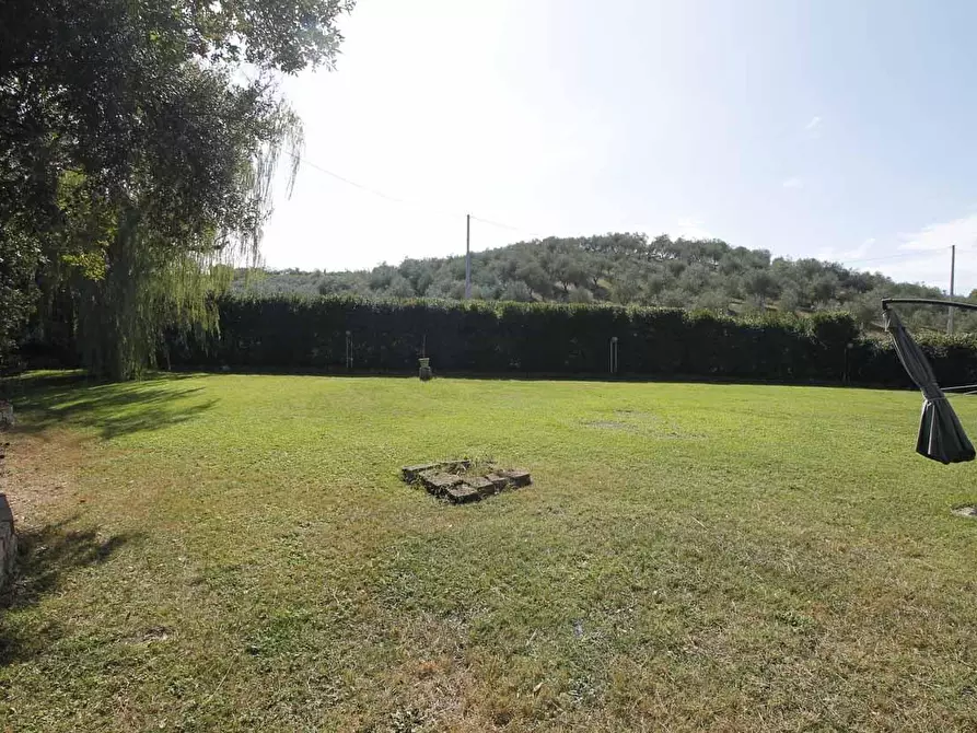 Immagine 11 di Rustico / casale in vendita  a Vinci