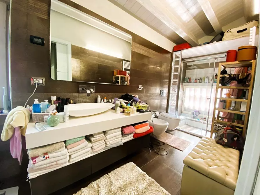 Immagine 31 di Rustico / casale in vendita  a Vinci