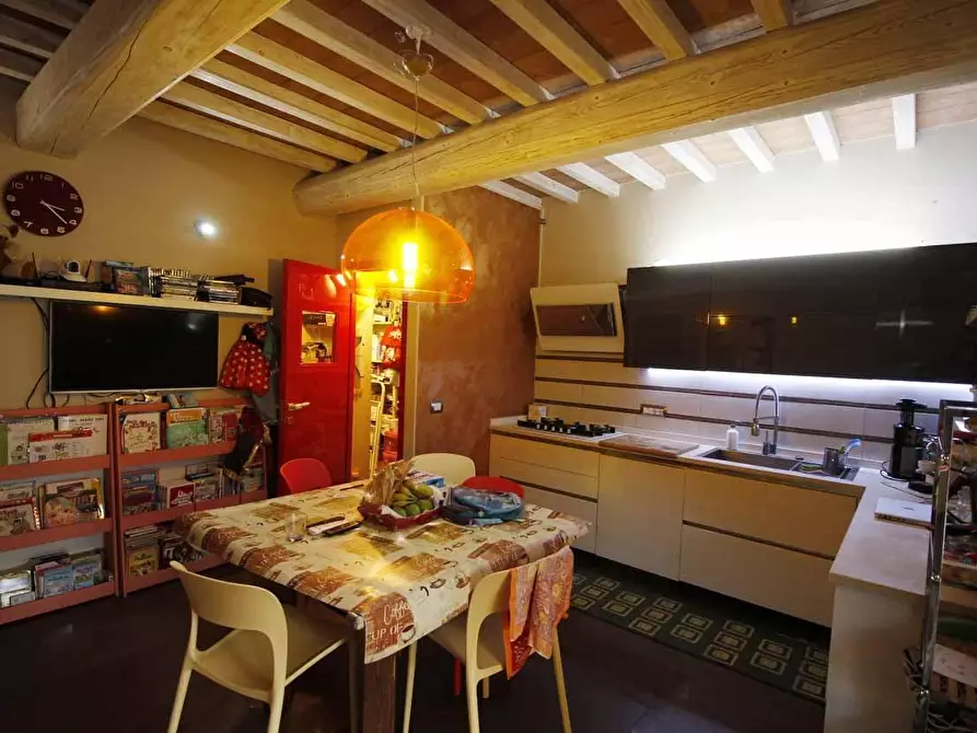 Immagine 16 di Rustico / casale in vendita  a Vinci