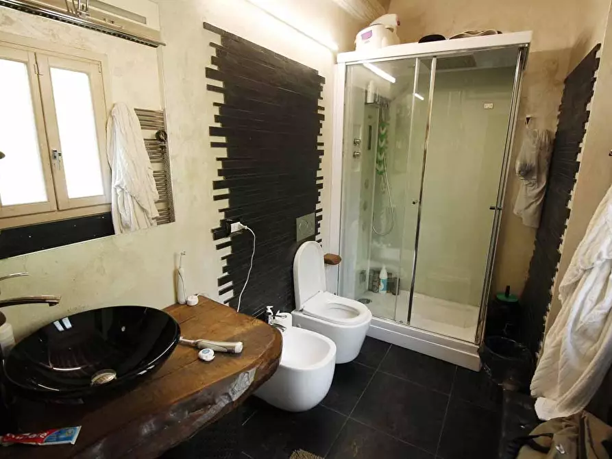 Immagine 17 di Rustico / casale in vendita  a Vinci