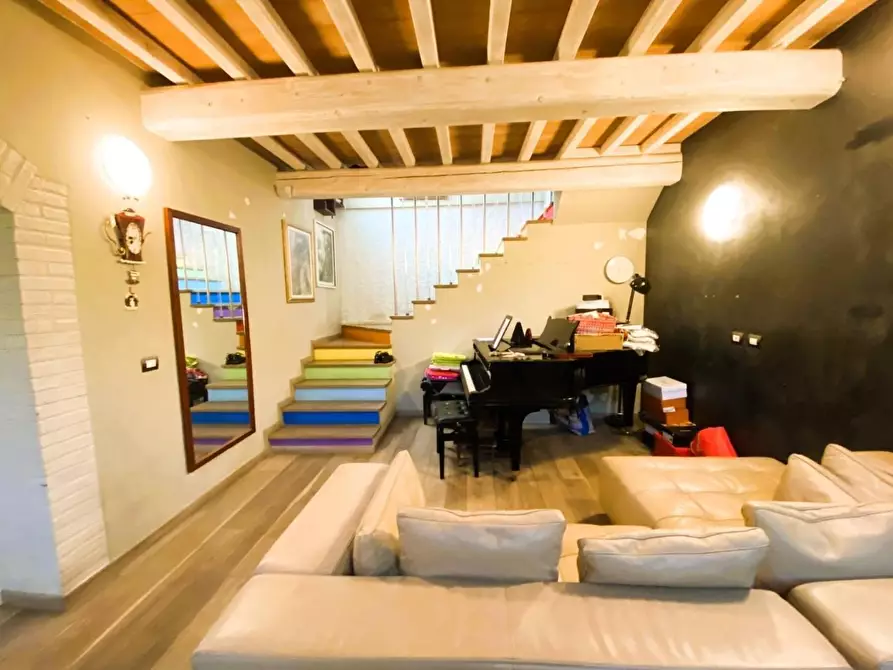 Immagine 39 di Rustico / casale in vendita  a Vinci