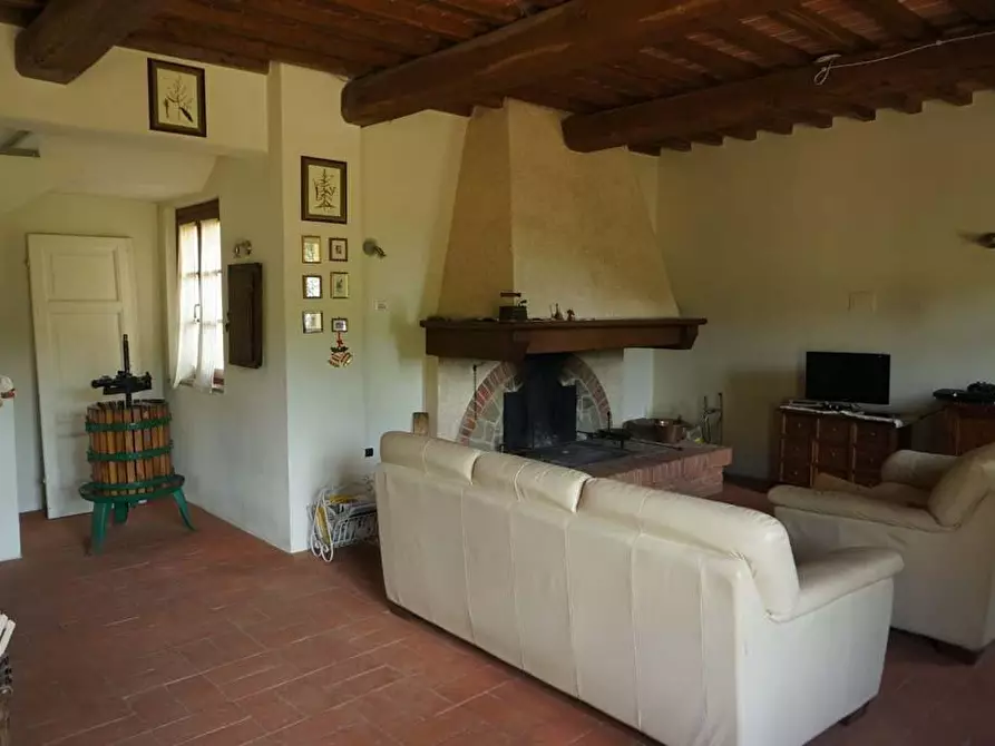 Immagine 27 di Casa colonica in vendita  a Buggiano