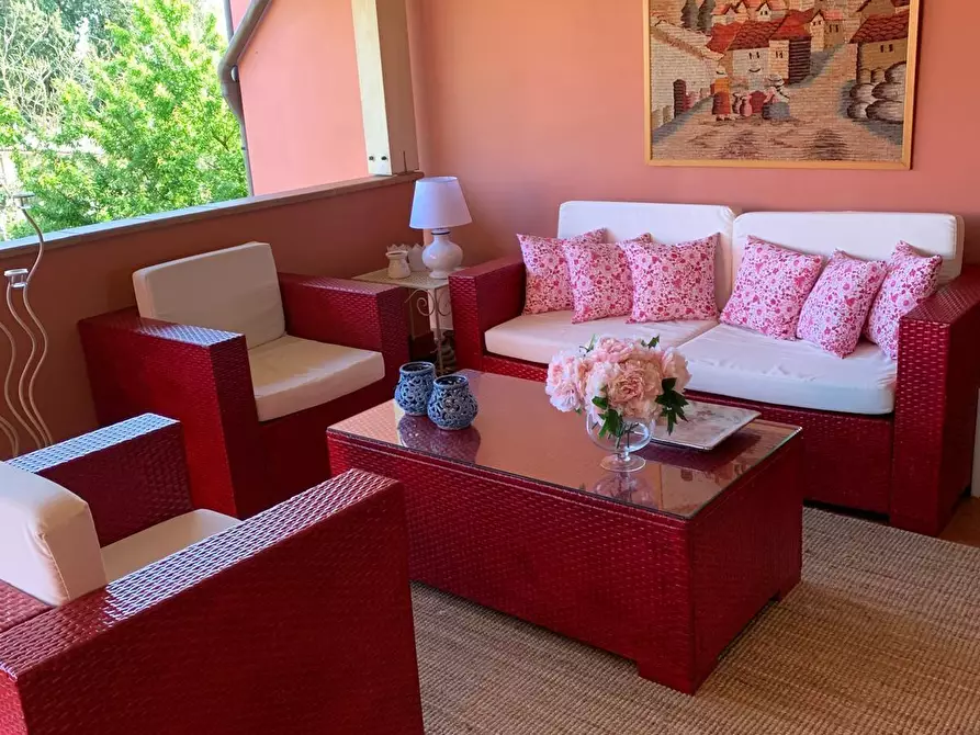 Immagine 26 di Appartamento in vendita  a Pontedera