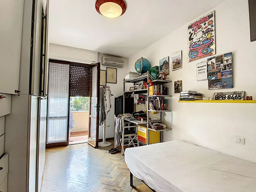 Immagine 11 di Villetta a schiera in vendita  a Viareggio