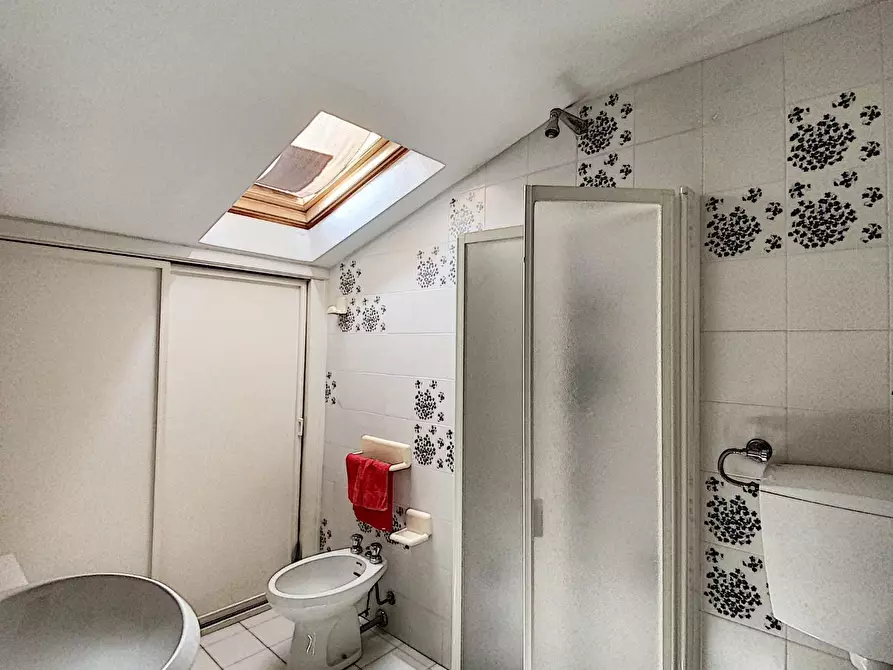 Immagine 16 di Villetta a schiera in vendita  a Viareggio