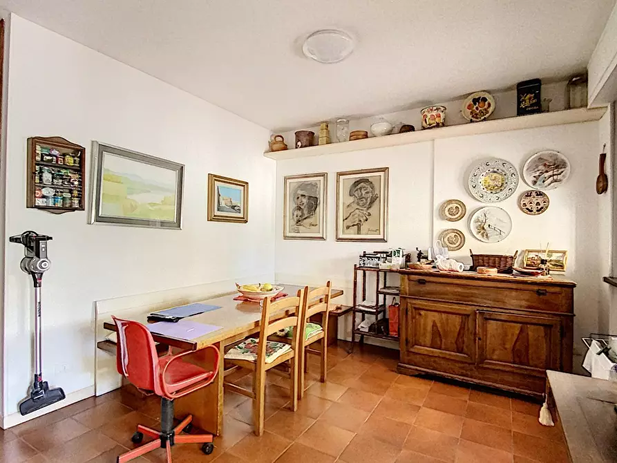 Immagine 4 di Villetta a schiera in vendita  a Viareggio