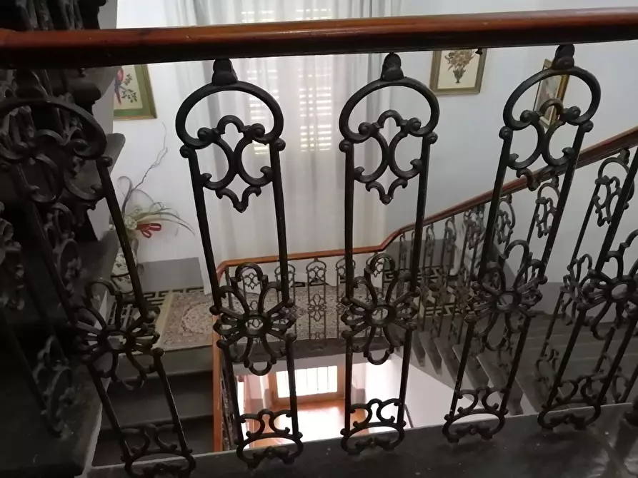 Immagine 4 di Villa in vendita  a Cascina