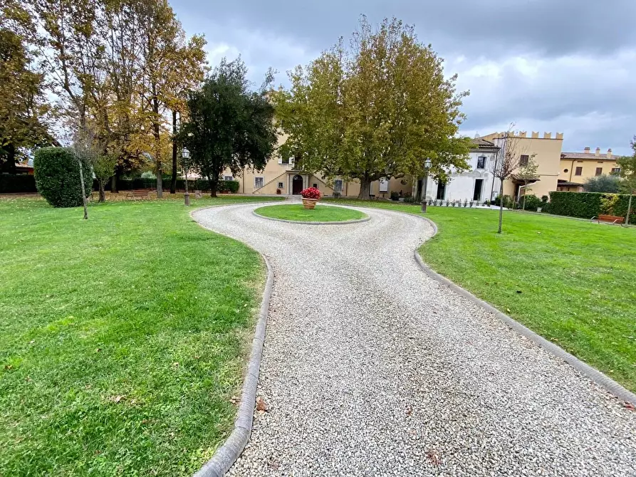 Immagine 36 di Appartamento in vendita  a Pontedera
