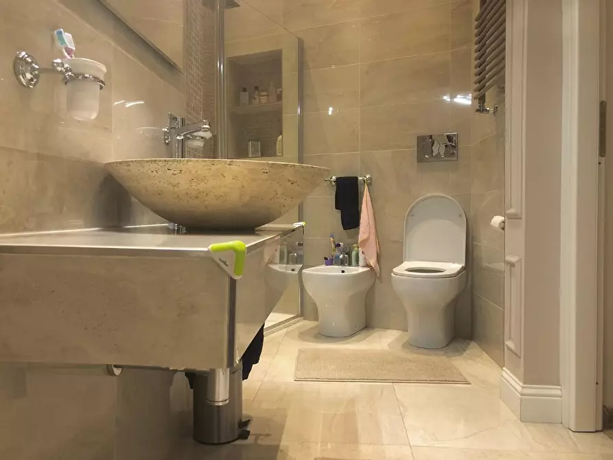 Immagine 19 di Appartamento in vendita  a Empoli