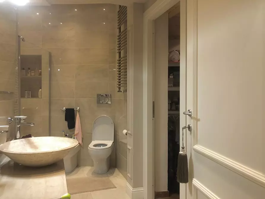 Immagine 18 di Appartamento in vendita  a Empoli