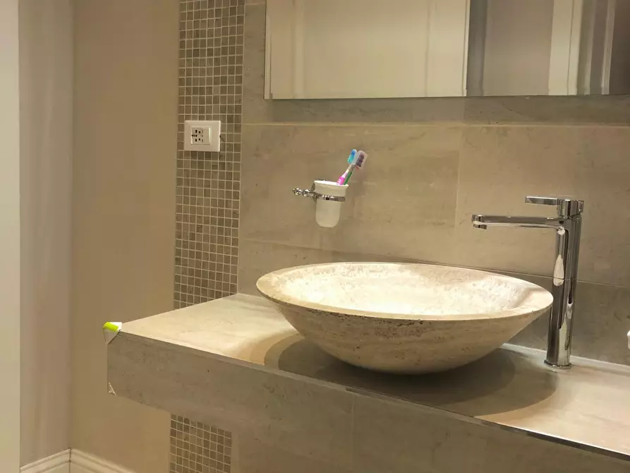 Immagine 21 di Appartamento in vendita  a Empoli