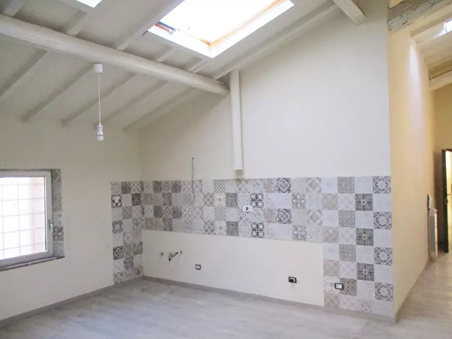 Immagine 1 di Appartamento in vendita  a Pontedera