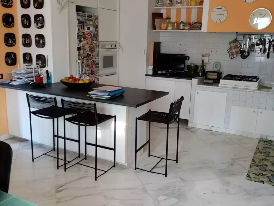 Immagine 9 di Villa in vendita  a Carrara