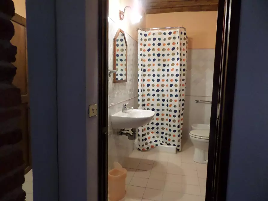 Immagine 14 di Casa semindipendente in vendita  a Vinci