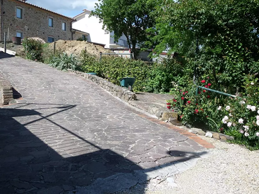 Immagine 19 di Casa semindipendente in vendita  a Vinci