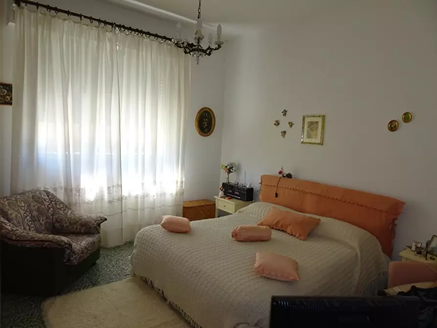 Immagine 12 di Appartamento in vendita  a Pontedera