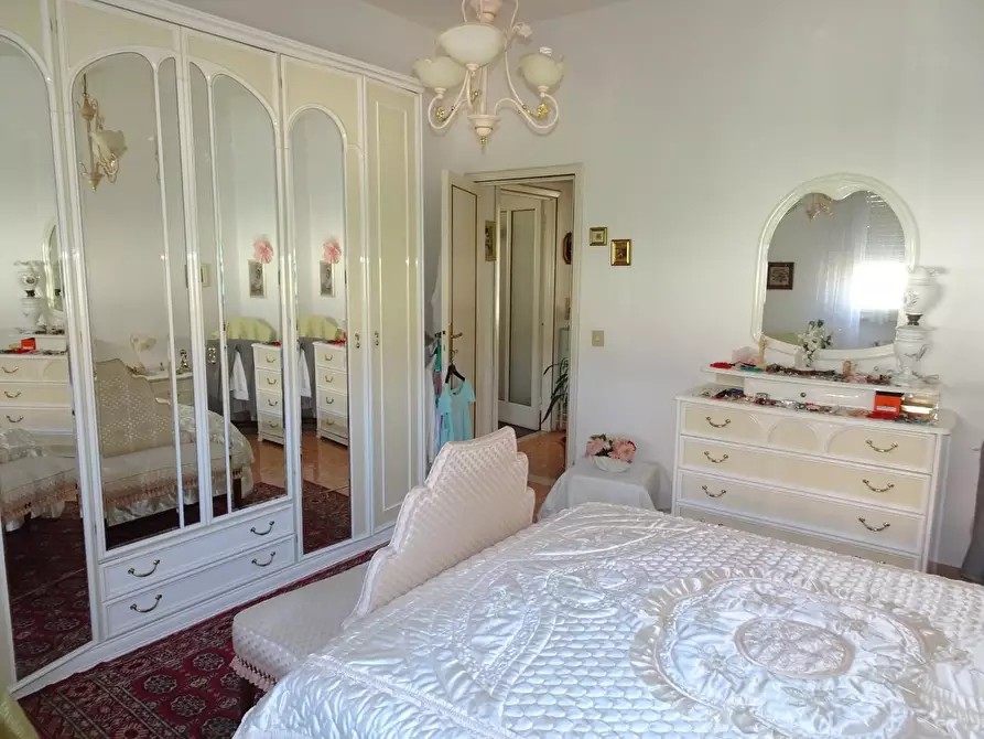 Immagine 10 di Appartamento in vendita  a Pontedera