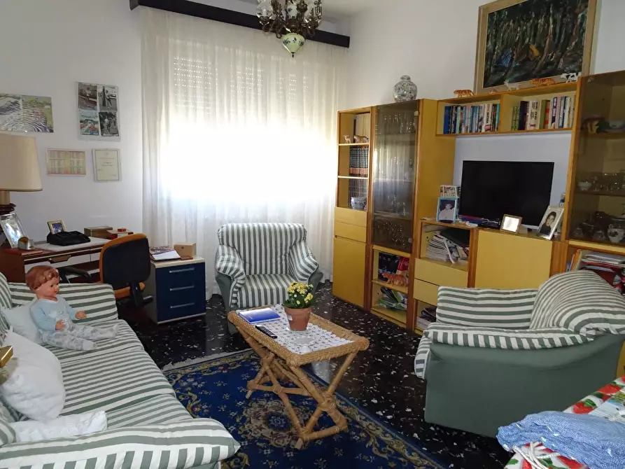 Immagine 4 di Appartamento in vendita  a Pontedera