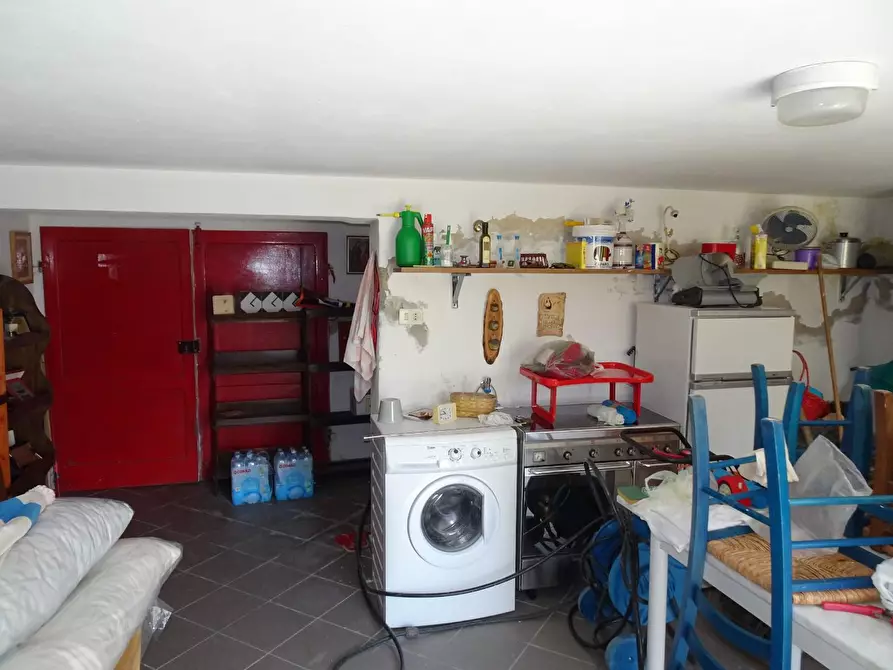 Immagine 19 di Appartamento in vendita  a Pontedera