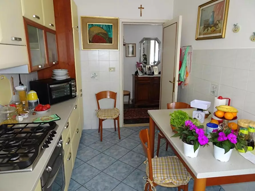 Immagine 8 di Appartamento in vendita  a Pontedera