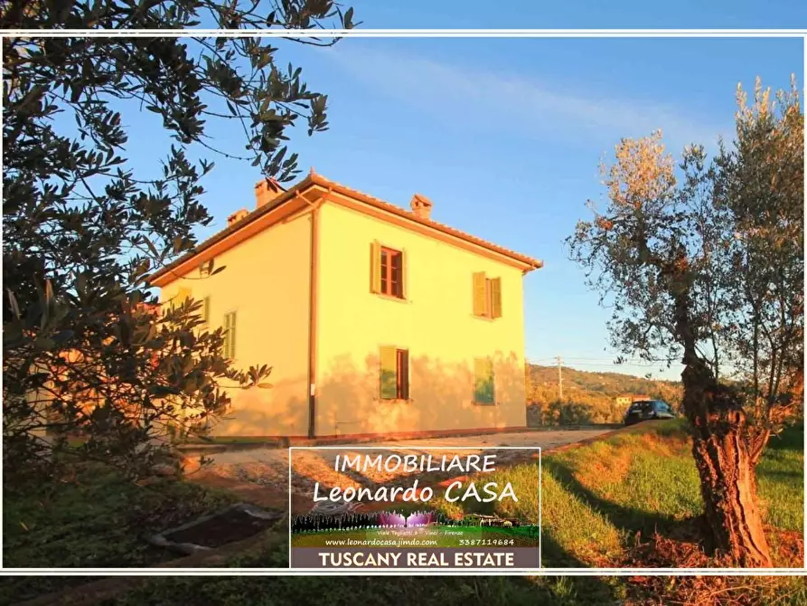 Immagine 1 di Casa colonica in vendita  a Vinci