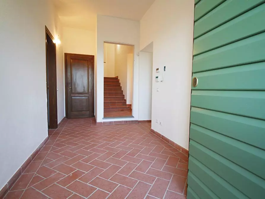 Immagine 6 di Casa colonica in vendita  a Vinci