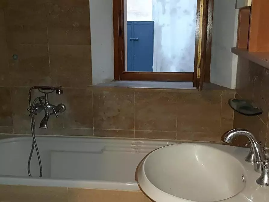 Immagine 16 di Appartamento in vendita  a Colle Di Val D'elsa