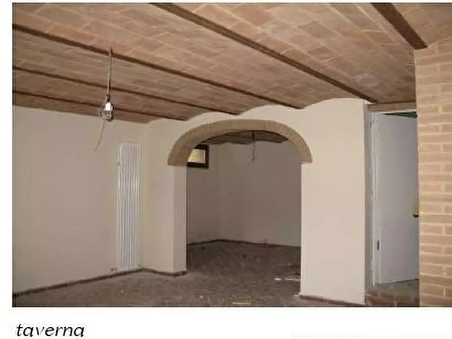 Immagine 3 di Villa in vendita  a Casciana Terme Lari