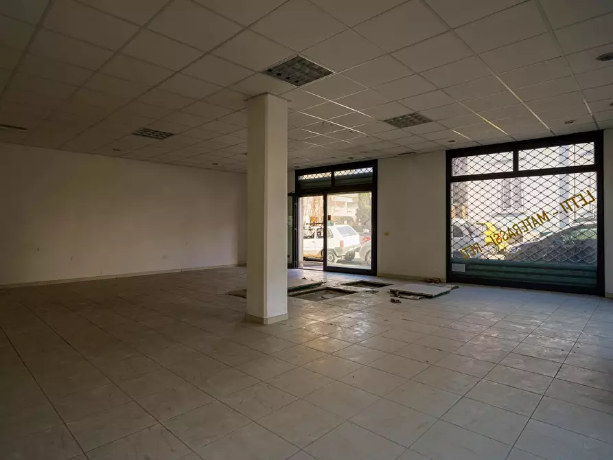 Immagine 6 di Locale commerciale in affitto  a Empoli