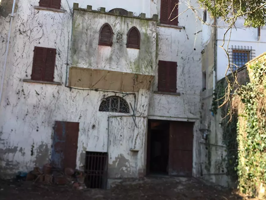 Immagine 16 di Palazzo in vendita  a San Miniato