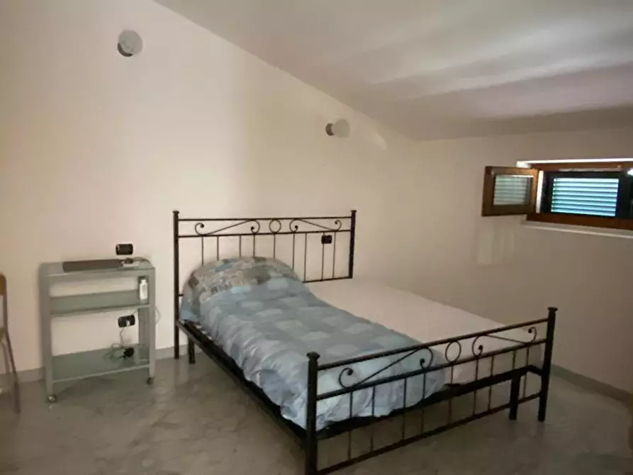 Immagine 6 di Villa in vendita  a Carrara