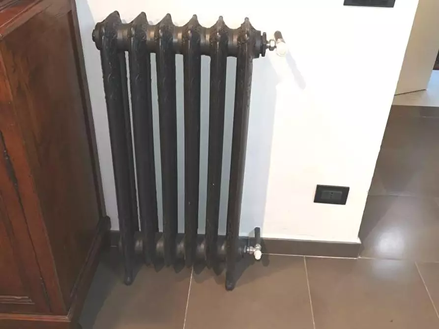 Immagine 10 di Appartamento in vendita  a Poggibonsi