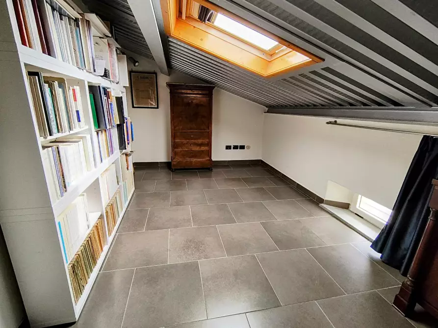 Immagine 27 di Appartamento in vendita  a Poggibonsi