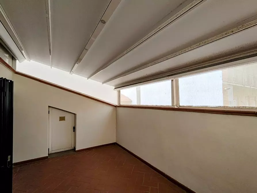 Immagine 32 di Appartamento in vendita  a Poggibonsi