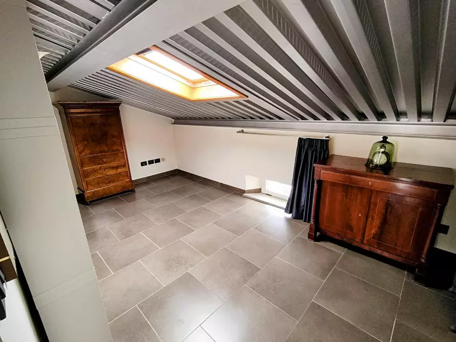 Immagine 26 di Appartamento in vendita  a Poggibonsi