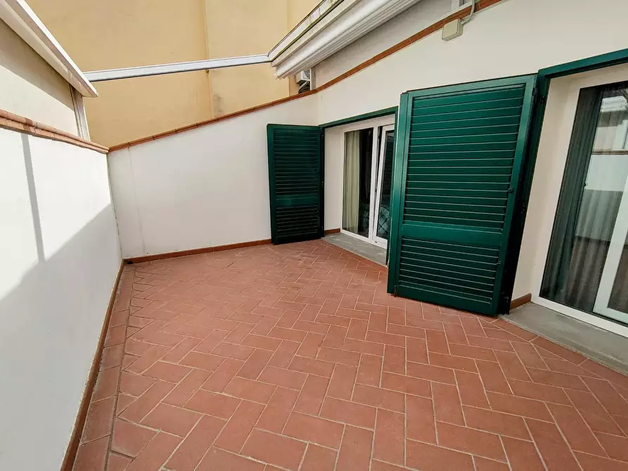 Immagine 28 di Appartamento in vendita  a Poggibonsi