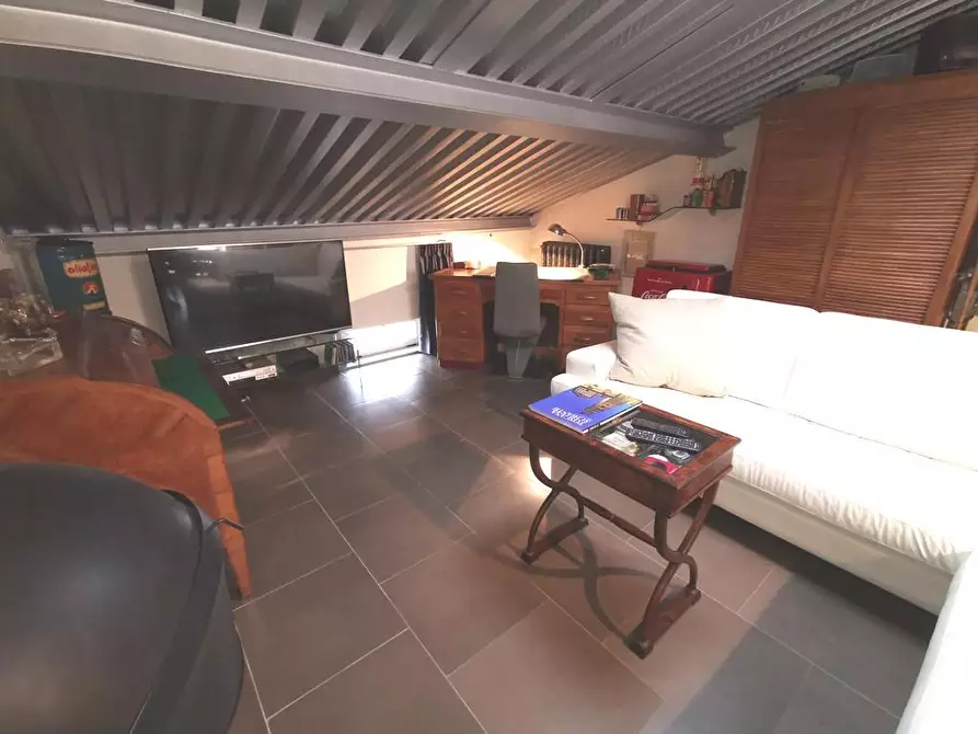 Immagine 12 di Appartamento in vendita  a Poggibonsi