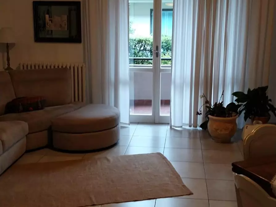 Immagine 8 di Appartamento in vendita  a Massa