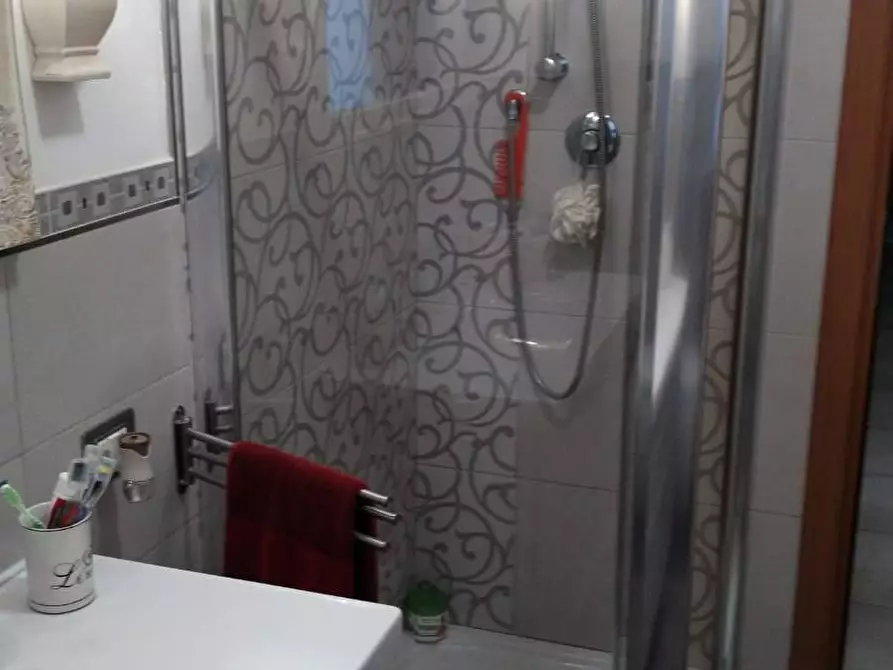 Immagine 7 di Appartamento in vendita  a Massa