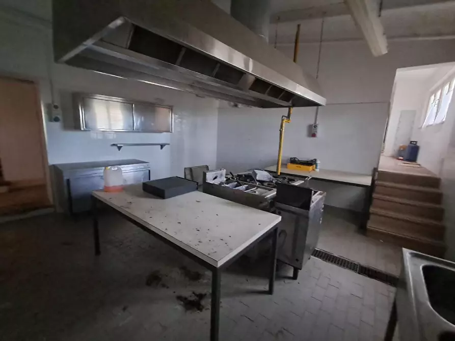 Immagine 19 di Casa colonica in vendita  a Casciana Terme Lari