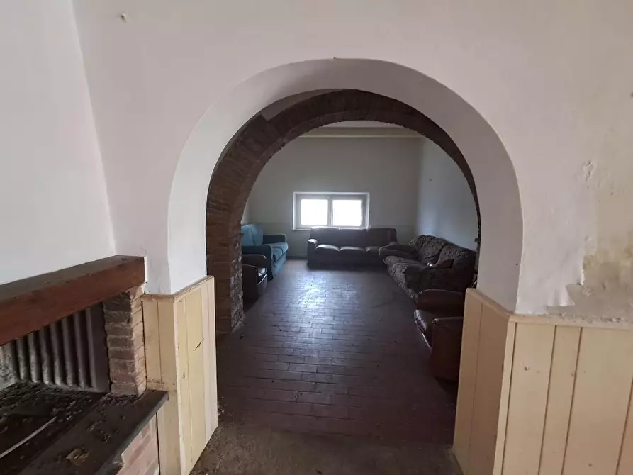 Immagine 7 di Casa colonica in vendita  a Casciana Terme Lari