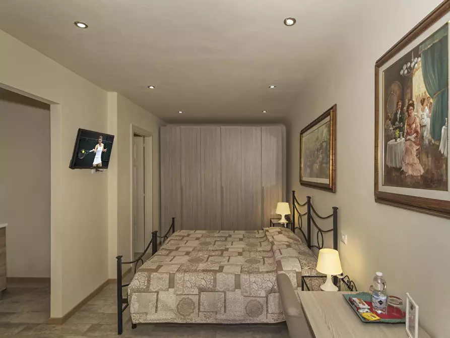 Immagine 10 di Casa semindipendente in vendita  a Capannori