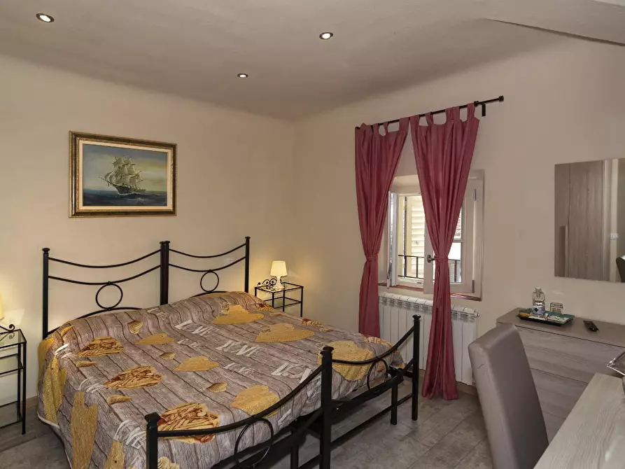 Immagine 24 di Casa semindipendente in vendita  a Capannori