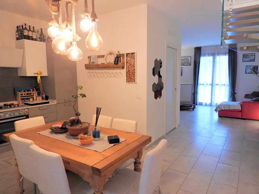 Immagine 6 di Appartamento in vendita  a Cecina