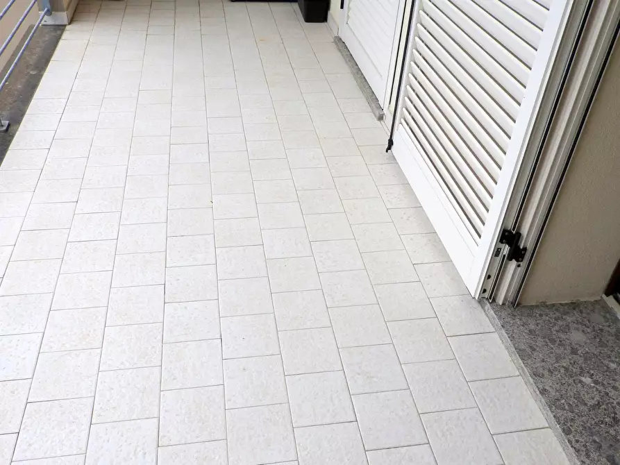 Immagine 15 di Appartamento in vendita  a Cecina