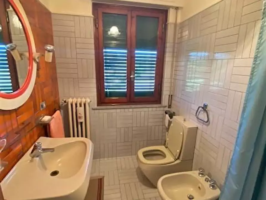 Immagine 27 di Casa bifamiliare in vendita  a Lucca