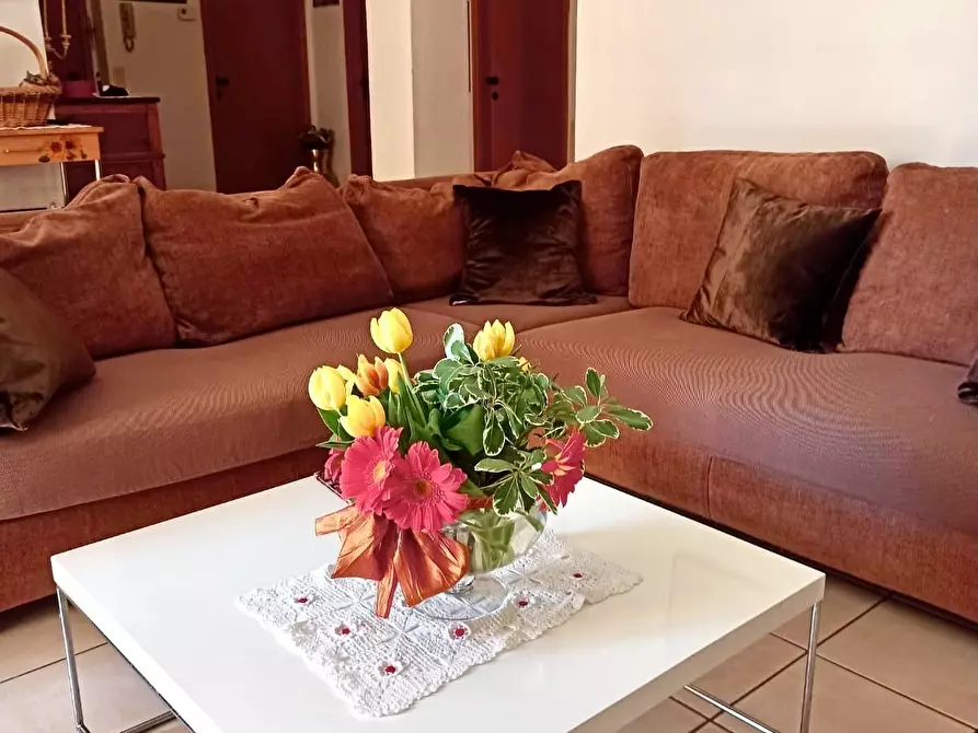 Immagine 2 di Appartamento in vendita  a Siena