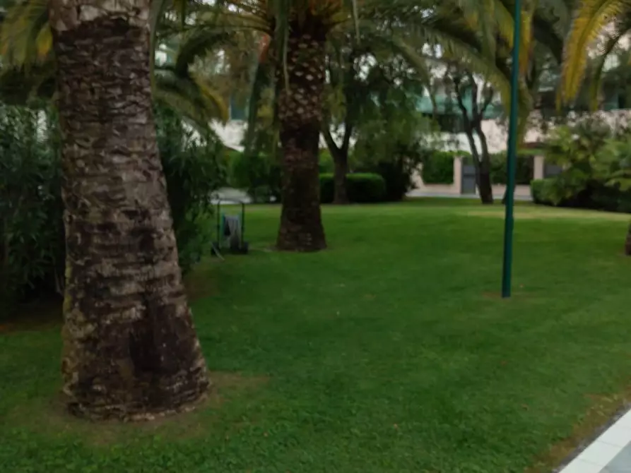 Immagine 5 di Appartamento in vendita  a Seravezza